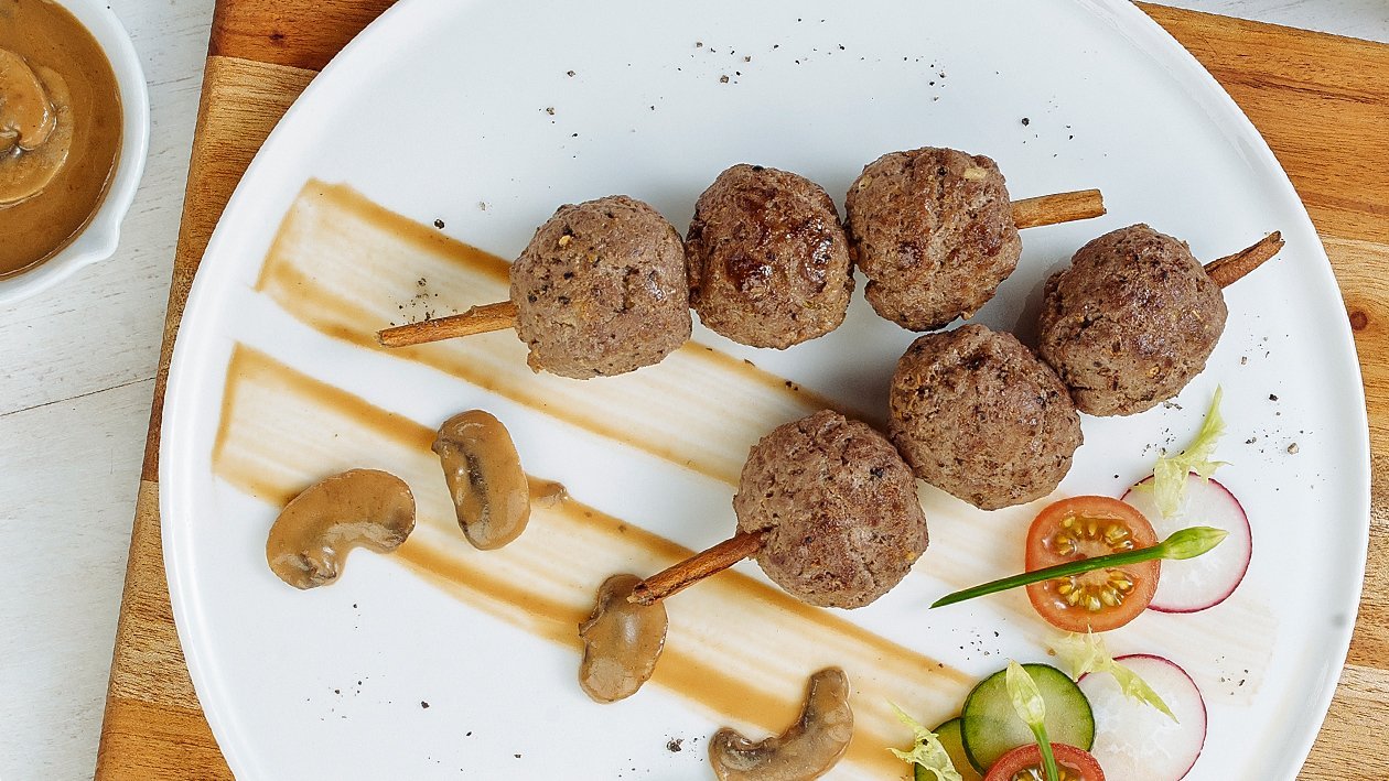 Sauce Meat Balls by Chef Deden Gumilar – - Recipe