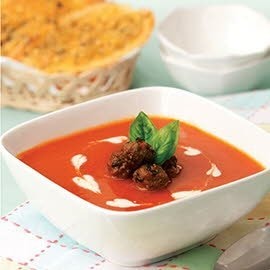Sup Tomat dengan Bakso dan Daun Kemangi Sup Tomat dengan Bakso dan Daun Kemangi