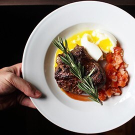 3. Present a beautiful garnish