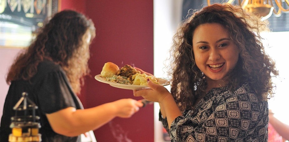 Tips for Serving Authentic Makassarian Dishes