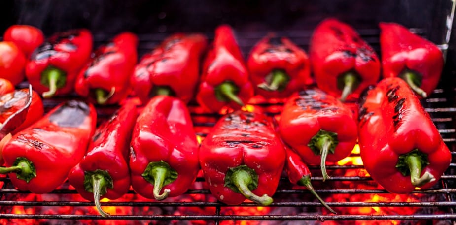 3 Cooking Methods That Create the Signature Mexican Chili Pepper Taste