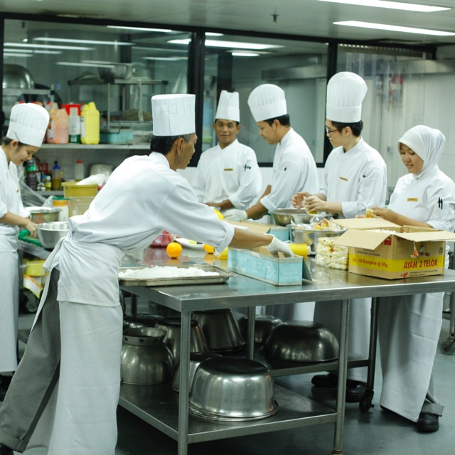 10 Top Food Safety Tips