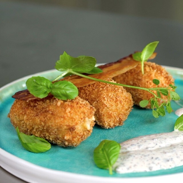 Potato Croquette with Ham and Mozzarella