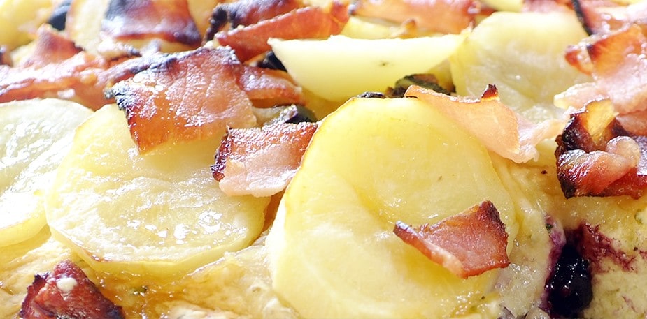 Olahan Kue Lokal untuk Para Wisman