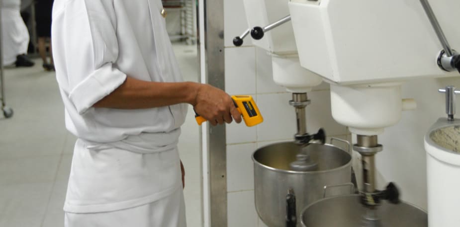 Menjaga keselamatan di dapur