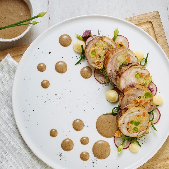 Deden Gumilar, Mengubah Makanan Lokal jadi Berkelas Global  