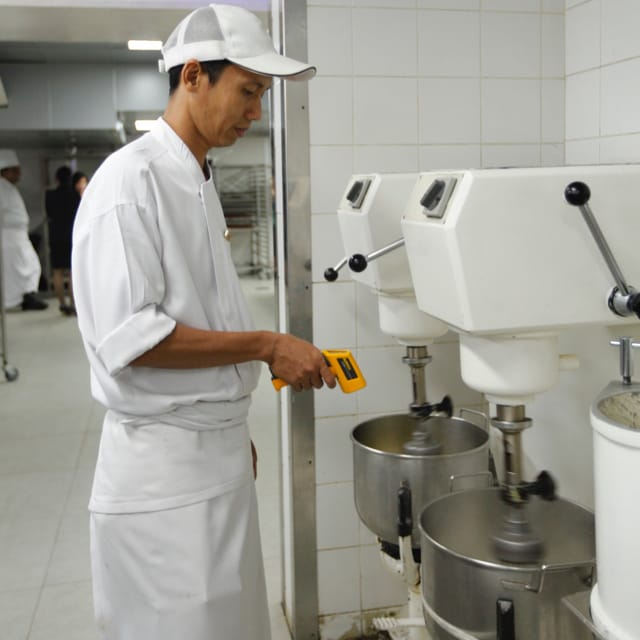 Menjaga keselamatan di dapur