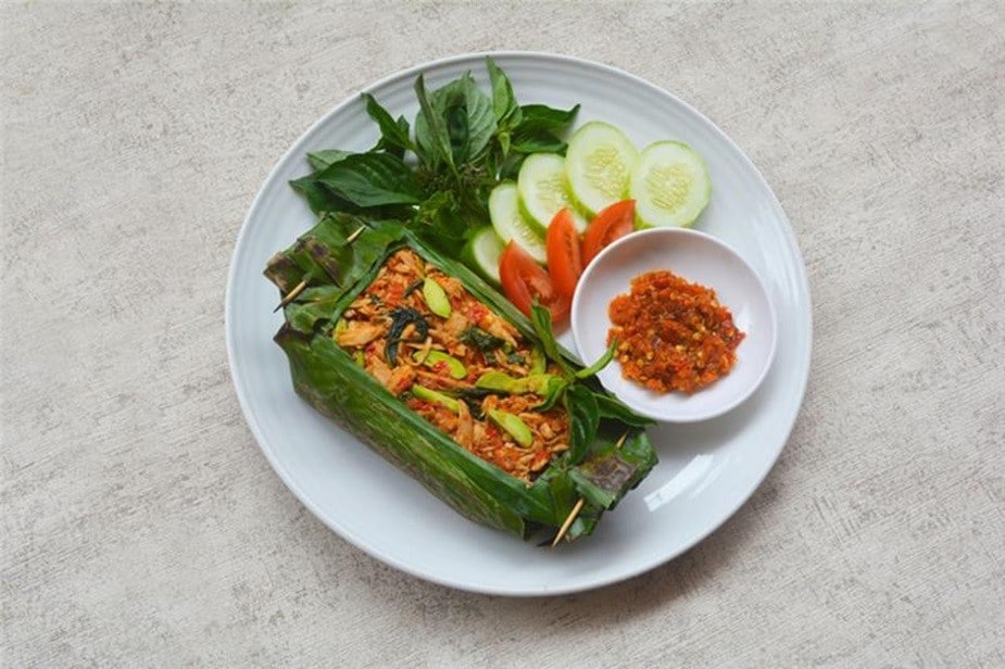 Nasi bakar untuk pilihan main course makanan khas Jawa Barat. Nasi bakar untuk pilihan main course makanan khas Jawa Barat.