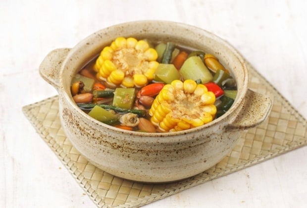 Gangan atau sayur asem Palembang biasanya disajikan dengan udang atau ikan patin. Gangan atau sayur asem Palembang biasanya disajikan dengan udang atau ikan patin.