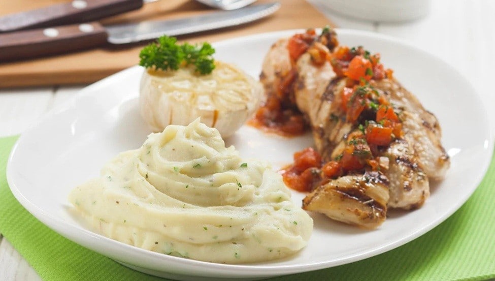UFS (resep grilled chicken with roasted garlic and herbs mashed potato) UFS (resep grilled chicken with roasted garlic and herbs mashed potato)