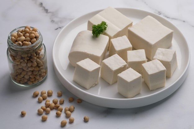 Variasi olahan tahu putih yang cocok jadi menu andalan dapur profesional Anda. Variasi olahan tahu putih yang cocok jadi menu andalan dapur profesional Anda.