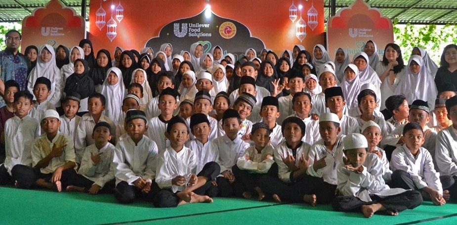 Makan Berbagi: Bersama Merayakan Ramadhan