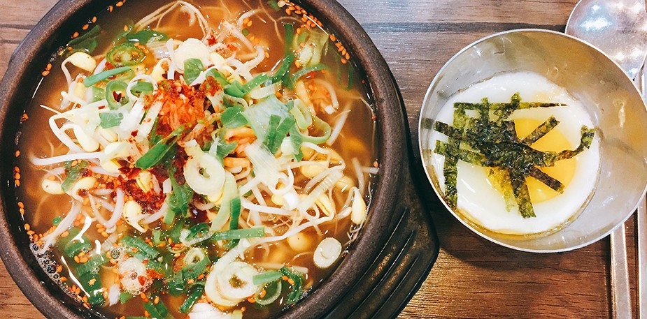 Rahasia Warung Soto yang Laris Manis