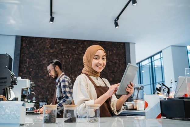 Tingkatkan pendapatan resto dengan menerapkan berbagai strategi jitu 
