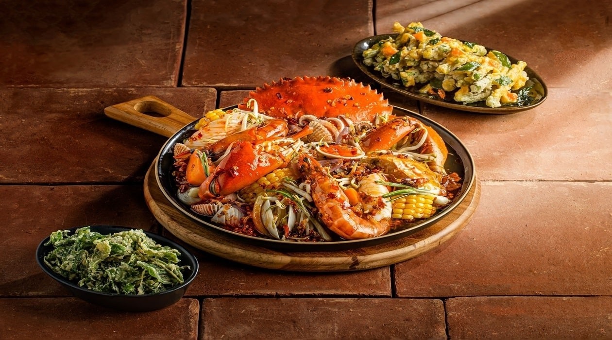 Sentuhan khas oriental pada seafood tumis mala cocok untuk mereka yang menyukai sajian pedas